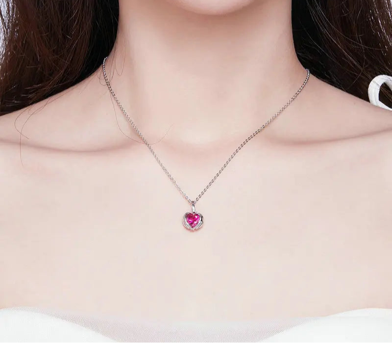 925 Sterling Silver Necklace with Heart-Shaped Pendant and Zirconia