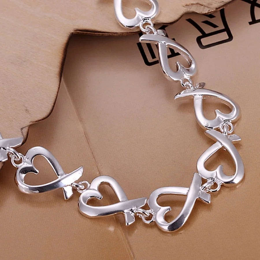 Brazalete de Plata 925 con Diseño de Corazón - Elegancia para Cada Ocasión