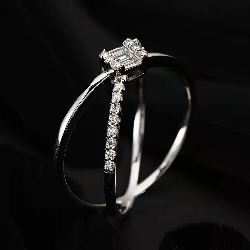 Anillo de Boda en Oro Blanco con Diamantes