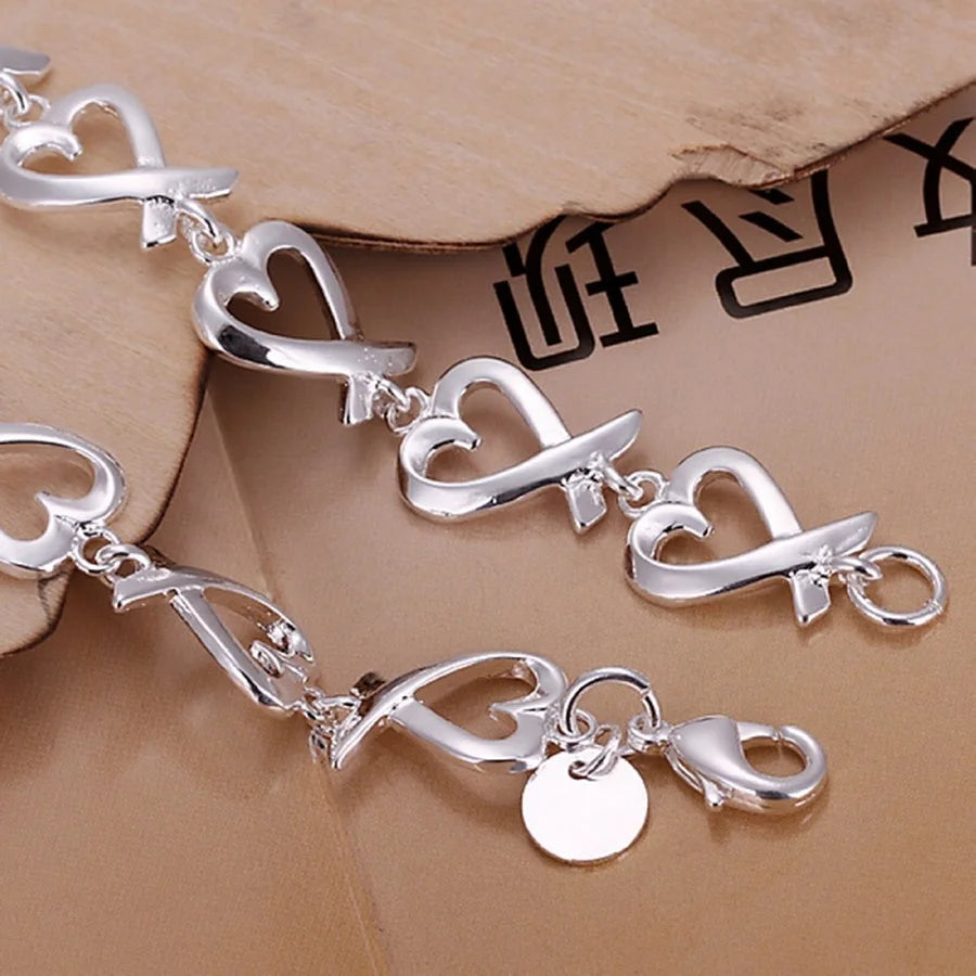 Brazalete de Plata 925 con Diseño de Corazón - Elegancia para Cada Ocasión